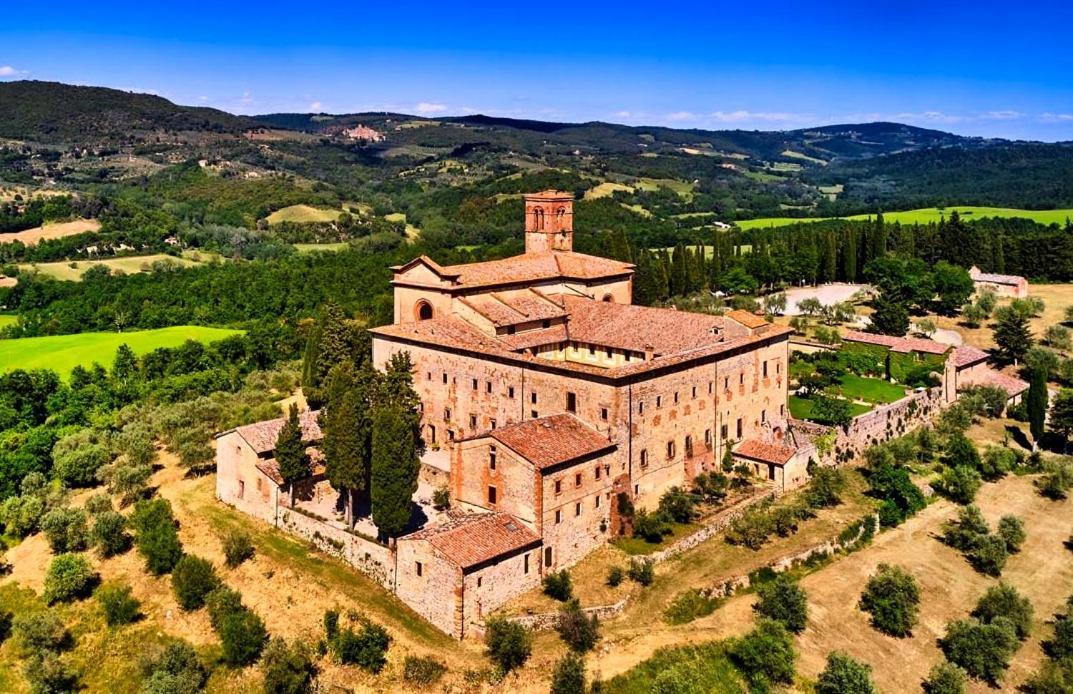 Fattoria Monastero Sant'Anna In Camprena Villa Pienza Luaran gambar